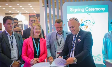 Collaboration between Al Hokair Group and IMPS to launch the first Smurfs FEC in the Mena region
