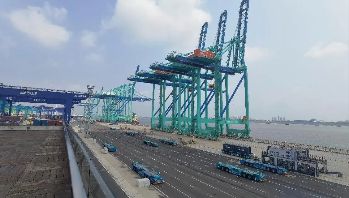 Huawei and Tianjin Port jointly built a driverless, zero-carbon “vehicle-cloud synergy” horizontal transportation solution