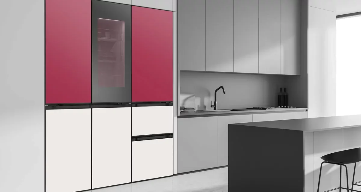 <a><strong>LG’S REFRIGERATOR WITH MOODUP BRINGS A MORE COLORFUL LIFESTYLE TO THE KITCHEN</strong></a>