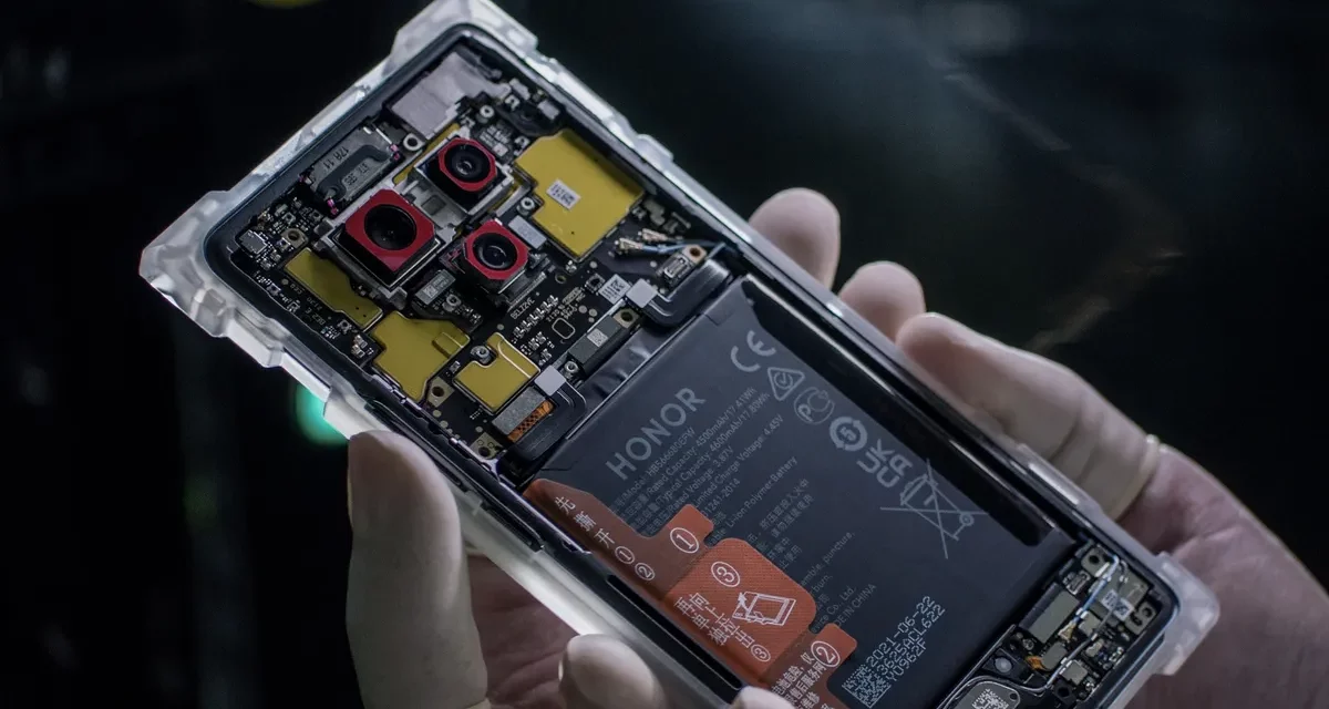 HONOR Smart Manufacturing Line: HONOR’s 6 Essential Factors for Manufacturing Excellence