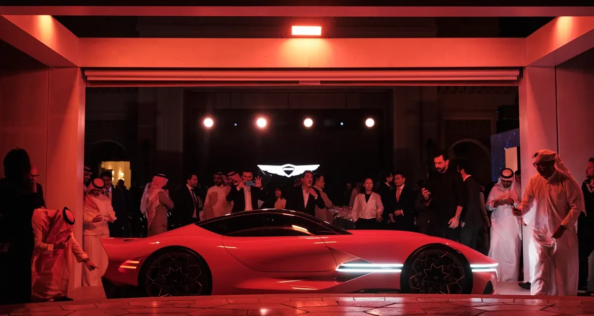 Genesis lights up dubai stage with vision for personalization & performance 