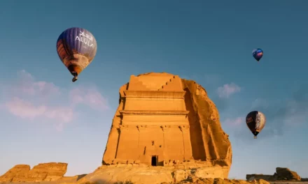 HERO BALLOON FLIGHTS LAUNCHES STUNNING NEW HOT AIR BALLOONS INTO THE ALULA SKIES