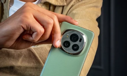 Second-generation Silicon-carbon Battery on HONOR Magic6 Pro