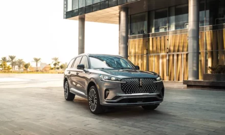 THE NEW 2025 LINCOLN AVIATOR IS A SANCTUARY IN MOTION