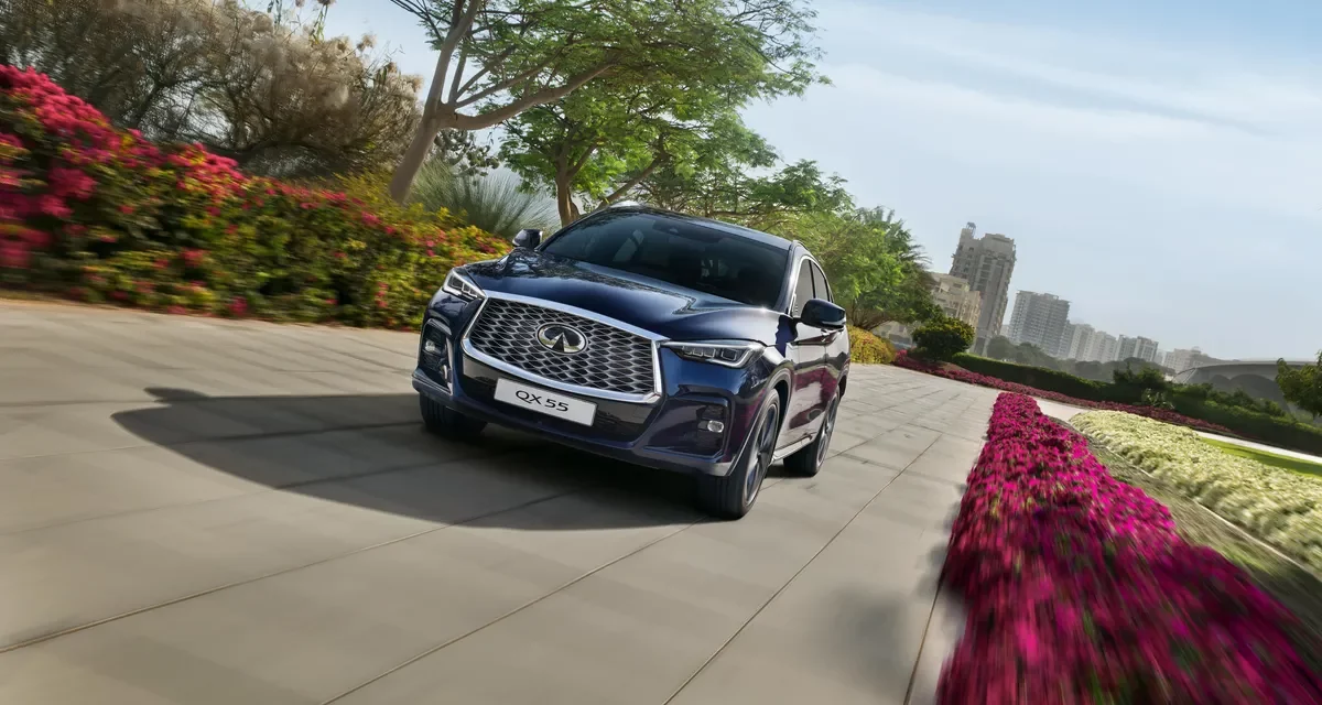Sleek Styling: The 2025 INFINITI QX55