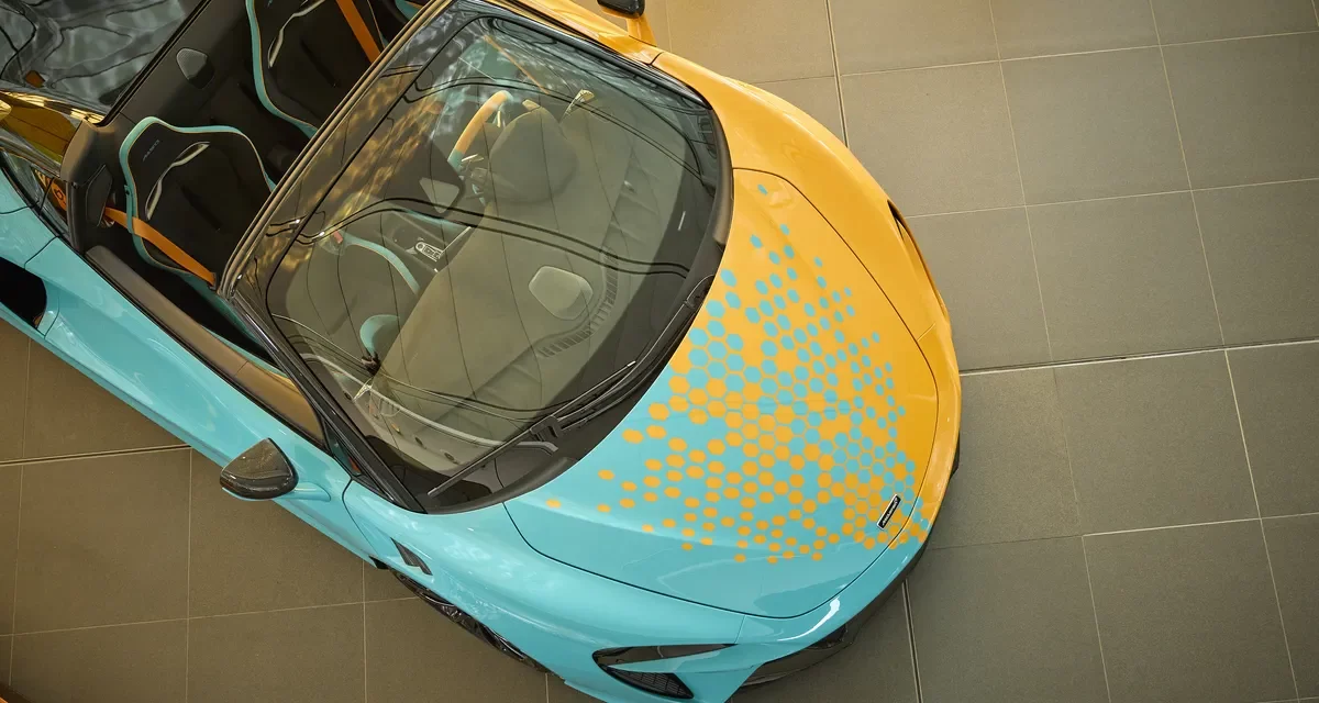McLaren Special Operations Delivers Bespoke ‘Geo-Hex’ McLaren Artura Spider to delighted customer in Dubai