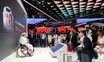 Huawei Unveils Wheelchair Mode on HUAWEI WATCH GT 6 at GITEX 2025, Empowering People of Determination