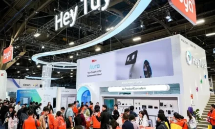 Tuya Smart Launches Aura AI Pet Companion Robot at CES 2026