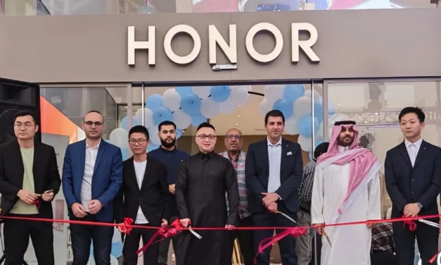 HONOR Opens Largest Overseas Service Centre in Saudi Arabia