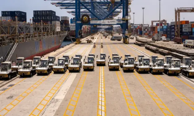 DP World Deploys 35 Electric Terminal Tractors at Jeddah Islamic Port