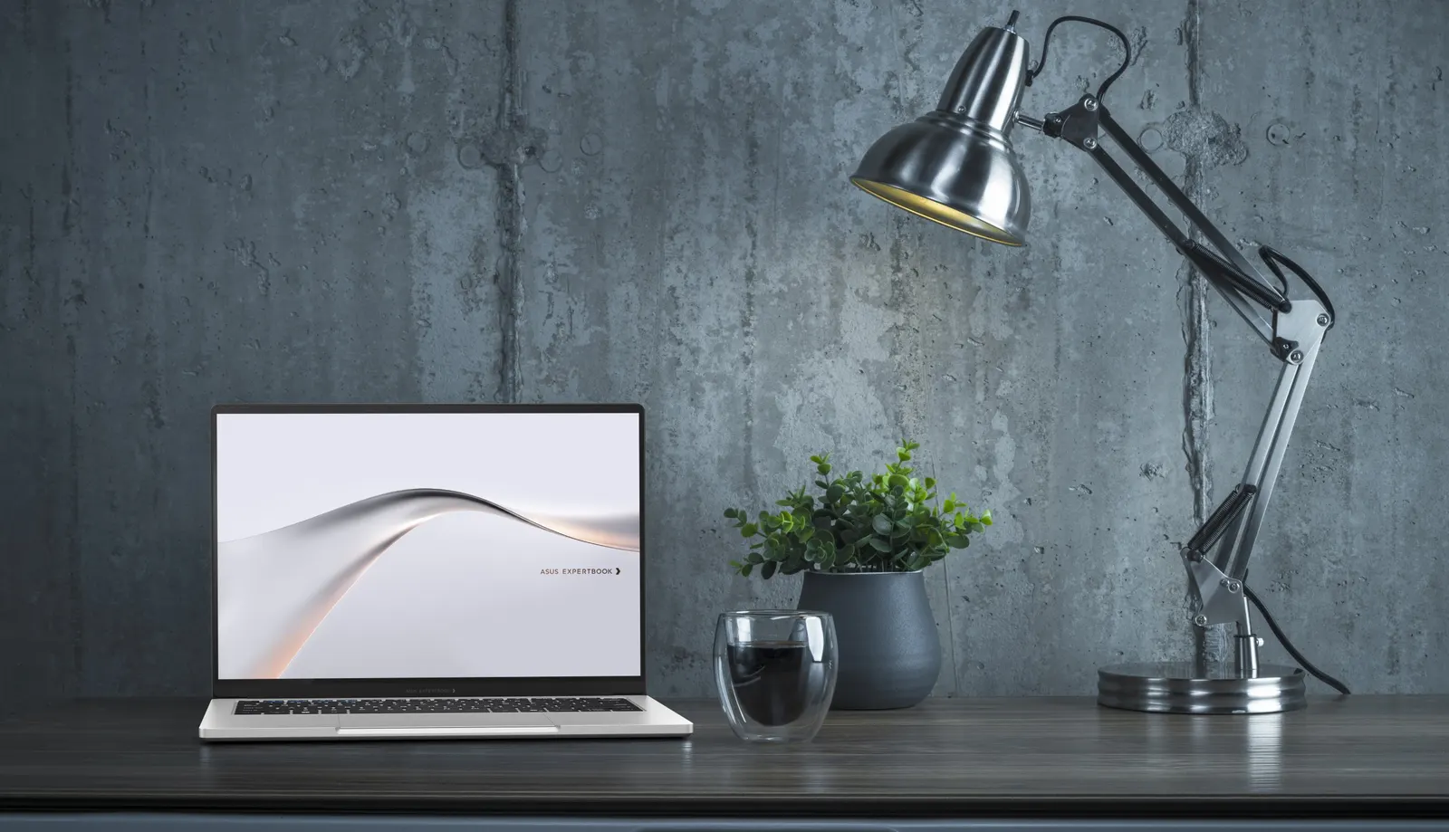ASUS ExpertBook A7 slim aluminum chassis
